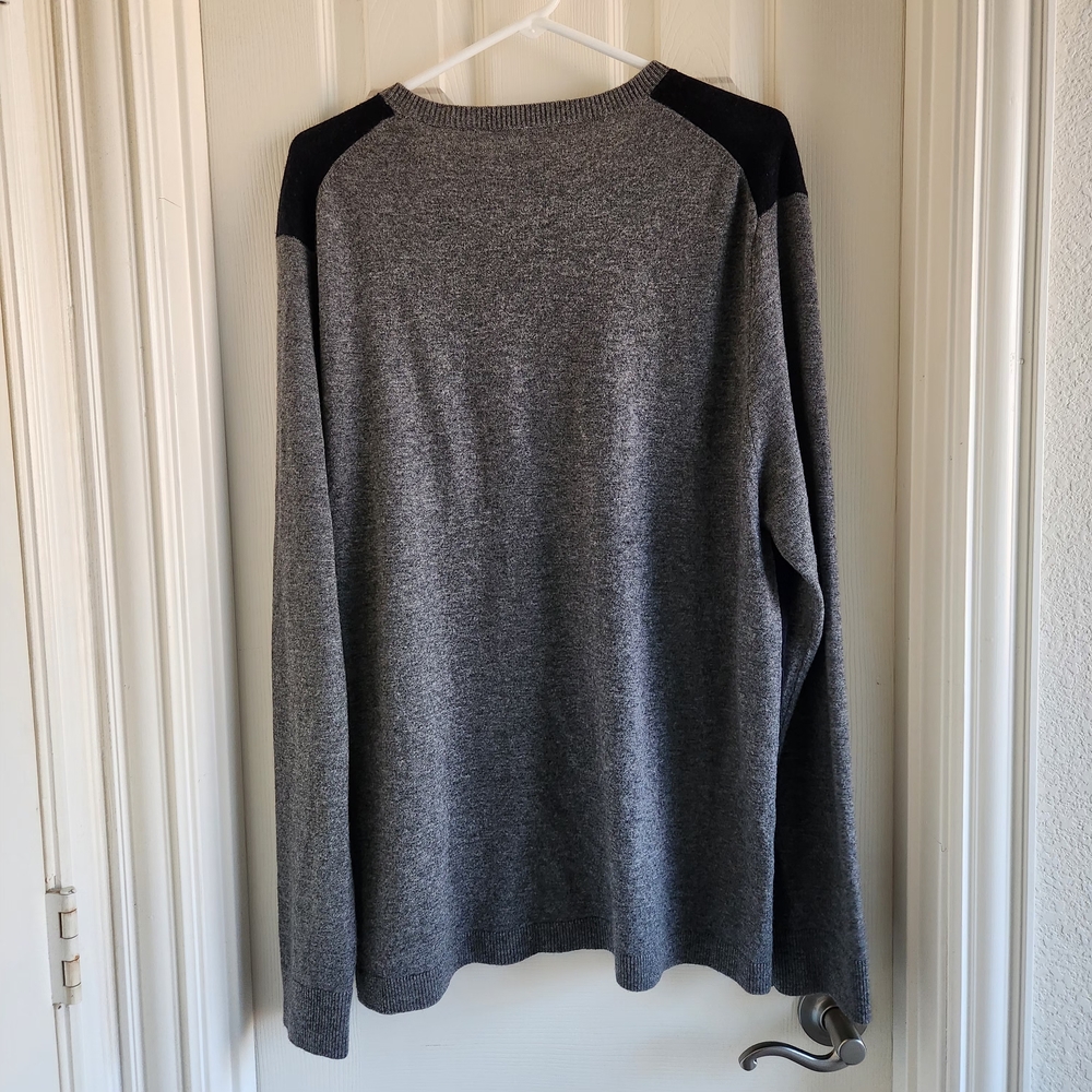 Elie Tahari Navy Blue / Gray 100% cashmere sweater Size XXL - Picture 6 of 6